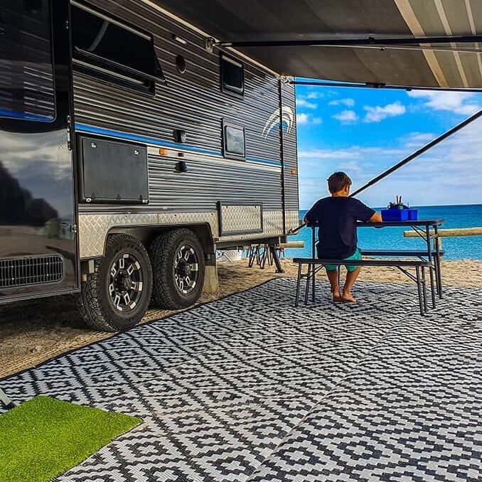 Diamond Mat 2.4X6M